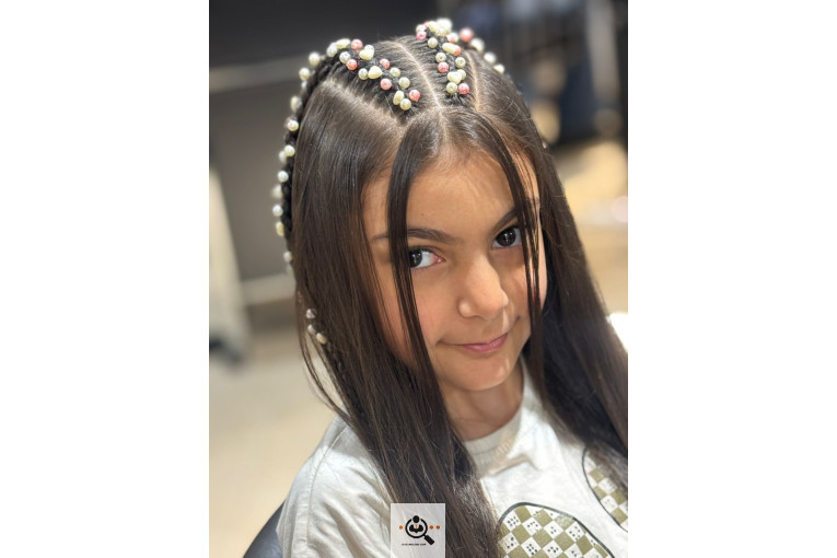 سالن آرایش و زیبایی ملینا سلطانی در خیابان پیروزی تهران