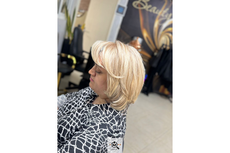 سالن آرایش و زیبایی ملینا سلطانی در خیابان پیروزی تهران