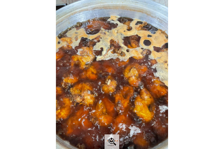رستوران اکبر جوجه برادران کلبادی در زیراب 
